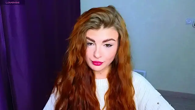 Snapshot of _comefeelme_ chatting on February 14, 2025, 5:57 pm comefeelme online show from February 14, 2025, 5:57 pm