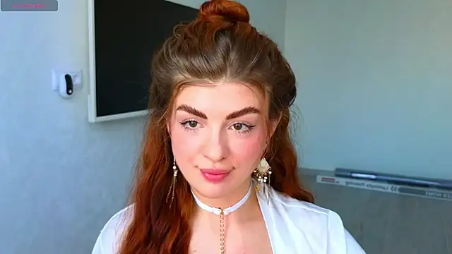 Snapshot of _comefeelme_ chatting on February 20, 2025, 11:42 am comefeelme online show from February 20, 2025, 11:42 am