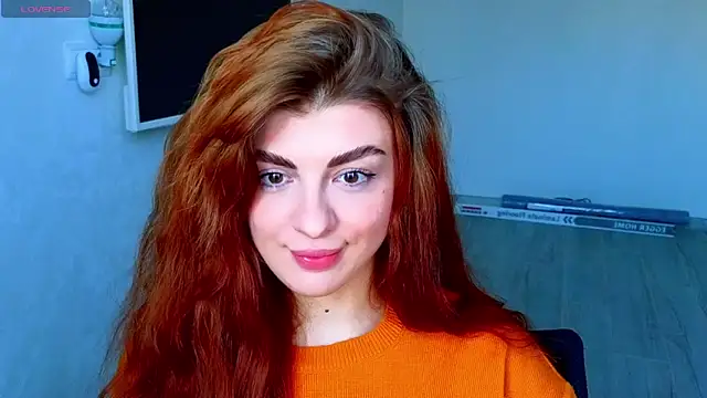 Snapshot of _comefeelme_ chatting on February 23, 2025, 1:42 pm comefeelme online show from February 23, 2025, 1:42 pm