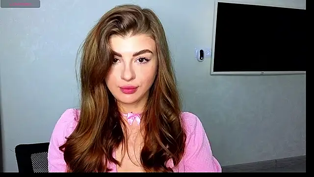 Snapshot of _comefeelme_ chatting on March 8, 2025, 4:12 am comefeelme online show from March 8, 2025, 4:12 am