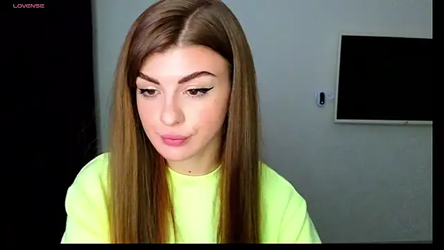 Snapshot of _comefeelme_ chatting on March 12, 2025, 4:02 pm comefeelme online show from March 12, 2025, 4:02 pm