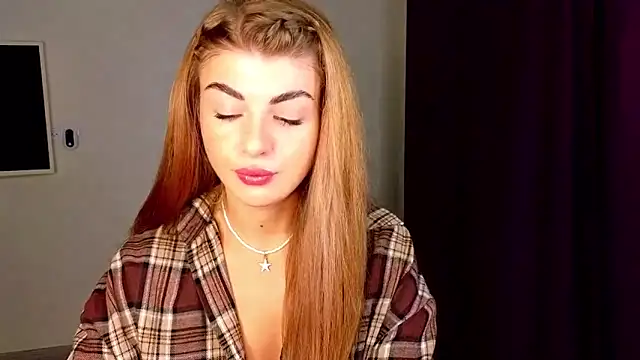  comefeelme  online show from October 20, 2025, 3:07 am