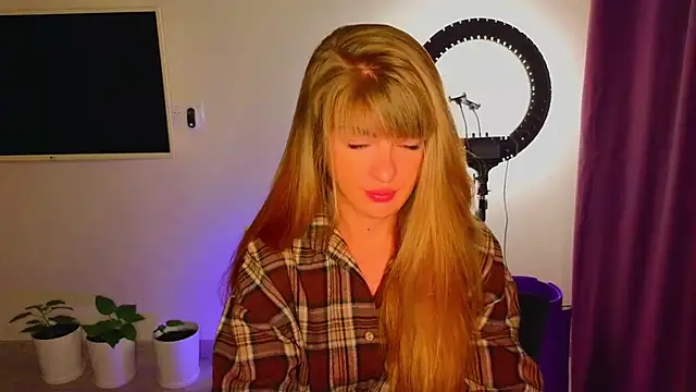 Snapshot of _comefeelme_ chatting on December 14, 2025, 3:34 am comefeelme online show from December 14, 2025, 3:34 am