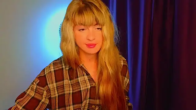 Snapshot of _comefeelme_ chatting on December 15, 2025, 3:27 pm comefeelme online show from December 15, 2025, 3:27 pm