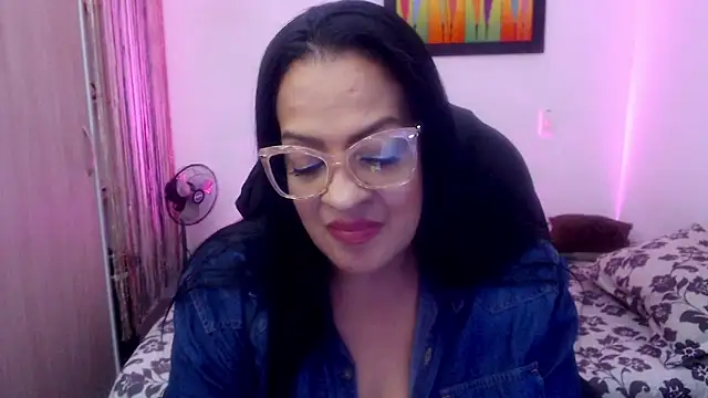 menfismuller2 online show from June 18, 2026, 9:41 pm