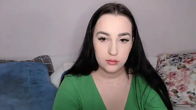 Snapshot of vitalina_freedom chatting on December 3, 2024, 1:10 pm vitalina freedom online show from December 3, 2024, 1:10 pm