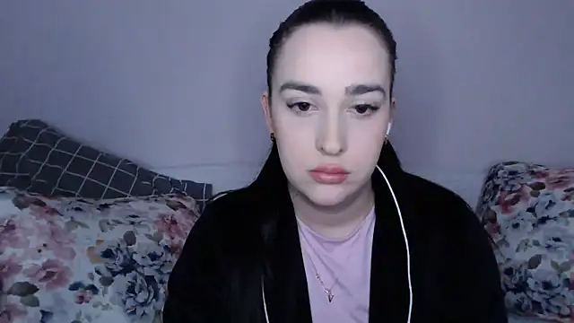 Snapshot of vitalina_freedom chatting on December 21, 2024, 12:06 pm vitalina freedom online show from December 21, 2024, 12:06 pm