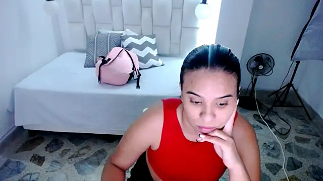 tiffany  pink online show from March 6, 2025, 7:10 pm