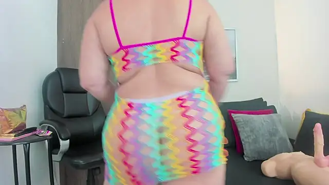 Cheryl JONES online show from November 21, 2025, 7:29 am