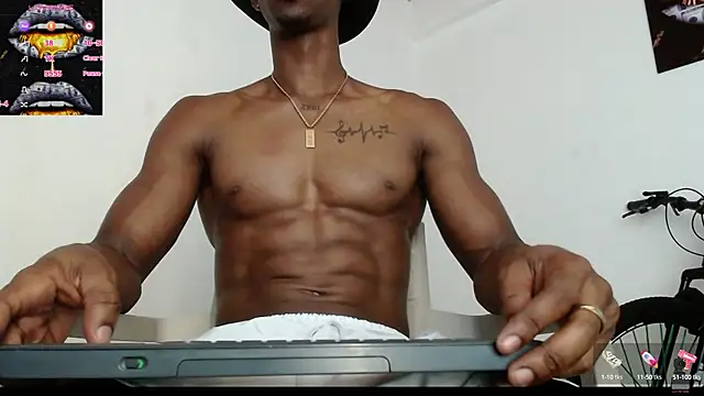 Snapshot of drake_brwon_23 chatting on February 4, 2025, 2:28 am drake brwon 23 online show from February 4, 2025, 2:28 am