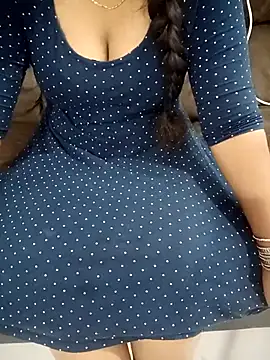 Snapshot of Mounika25 chatting on November 20, 2025, 8:58 am Mounika25 online show from November 20, 2025, 8:58 am