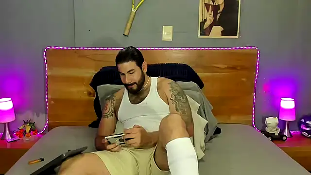 Prometeo-grizzly online show from May 4, 2026, 3:46 am