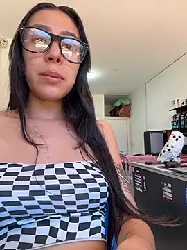  alabina  online show from February 25, 2026, 3:21 pm