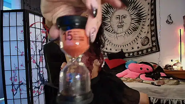 Snapshot of iammistress chatting on September 23, 2025, 4:43 pm iammistress online show from September 23, 2025, 4:43 pm