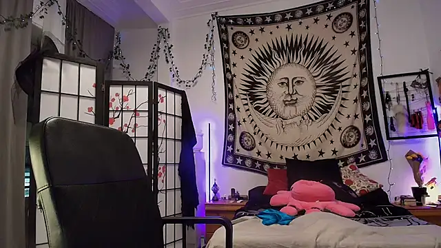 Snapshot of iammistress chatting on October 15, 2025, 6:30 pm iammistress online show from October 15, 2025, 6:30 pm