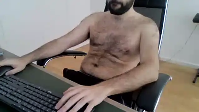 Snapshot of joaodias_97 chatting on April 24, 2026, 4:31 pm joaodias 97 online show from April 24, 2026, 4:31 pm