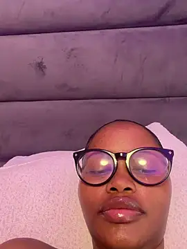 Snapshot of Neelo-Smith chatting on June 2, 2026, 5:53 am Neelo-Smith online show from June 2, 2026, 5:53 am