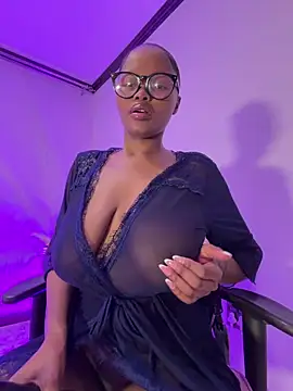 Snapshot of Neelo-Smith chatting on June 5, 2026, 4:19 am Neelo-Smith online show from June 5, 2026, 4:19 am