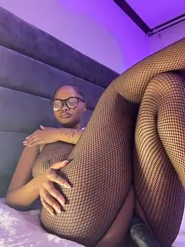 Snapshot of Neelo-Smith chatting on June 5, 2026, 9:53 pm Neelo-Smith online show from June 5, 2026, 9:53 pm