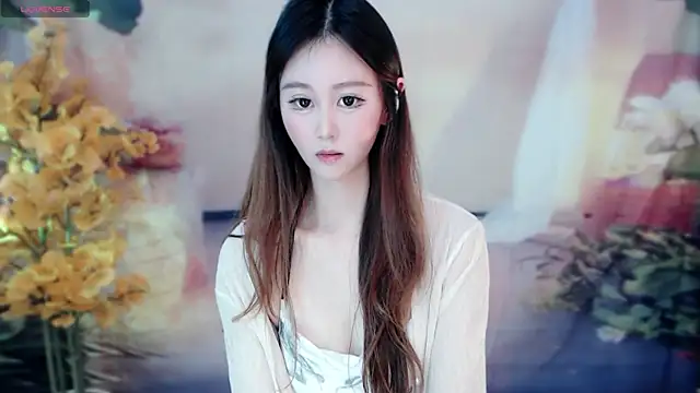 Snapshot of Aimee-520 chatting on December 23, 2024, 7:28 am Aimee-520 online show from December 23, 2024, 7:28 am