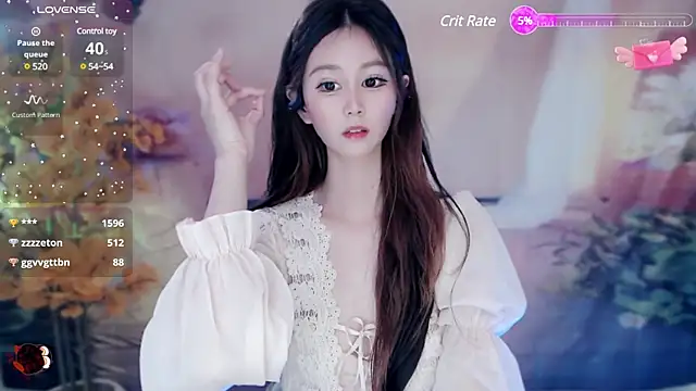 Snapshot of Aimee-520 chatting on January 18, 2025, 10:28 am Aimee-520 online show from January 18, 2025, 10:28 am