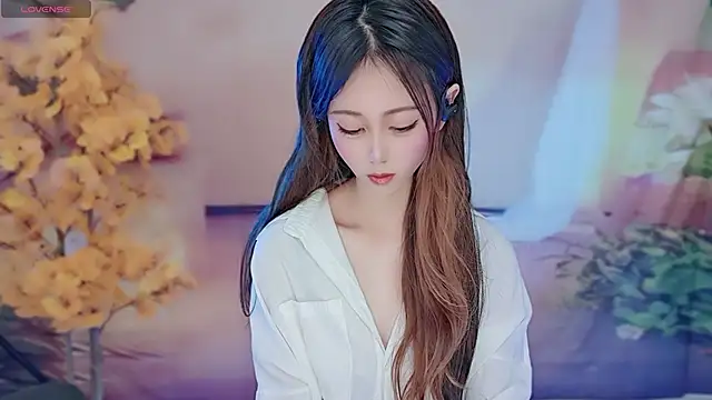 Snapshot of Aimee-520 chatting on March 3, 2025, 6:37 am Aimee-520 online show from March 3, 2025, 6:37 am