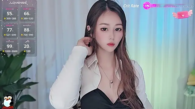 Snapshot of Aimee-520 chatting on March 7, 2025, 6:46 am Aimee-520 online show from March 7, 2025, 6:46 am