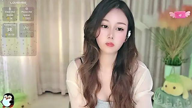 Snapshot of Aimee-520 chatting on October 10, 2025, 11:59 pm Aimee-520 online show from October 10, 2025, 11:59 pm