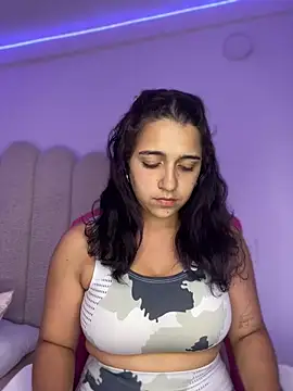 Alicia Ruiz online show from January 5, 2026, 6:00 pm