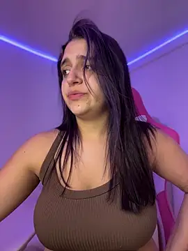 Alicia Ruiz online show from March 12, 2026, 6:36 pm