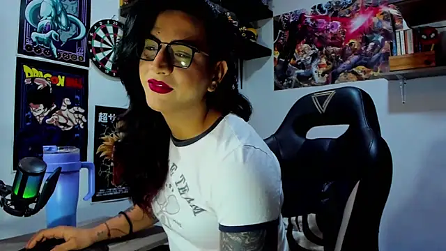 Snapshot of dariell_smokesexx chatting on June 7, 2026, 10:30 am dariell smokesexx online show from June 7, 2026, 10:30 am