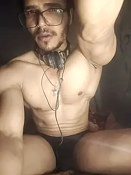 rounakhunk online show from July 15, 2026, 6:35 pm