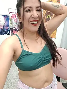 Snapshot of nammy__dirtyhott chatting on May 28, 2026, 4:04 pm nammy dirtyhott online show from May 28, 2026, 4:04 pm