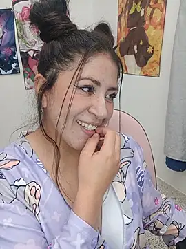 nammy  dirtyhott online show from July 27, 2026, 1:40 pm