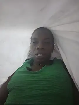 Snapshot of nzanizy chatting on May 20, 2026, 9:32 pm nzanizy online show from May 20, 2026, 9:32 pm