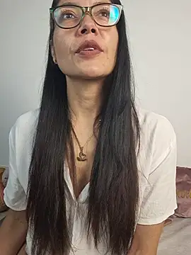 Snapshot of Alicesoul chatting on July 1, 2026, 12:34 am Alicesoul online show from July 1, 2026, 12:34 am