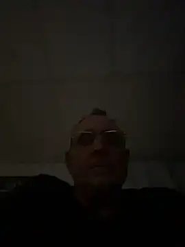 Snapshot of Trey100379100379 chatting on November 6, 2025, 9:54 am Trey100379100379 online show from November 6, 2025, 9:54 am