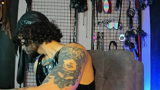 Twisted Fantasy online show from February 7, 2025, 6:45 pm