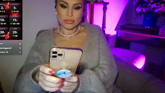 Radmila Queen  online show from December 10, 2024, 7:11 pm