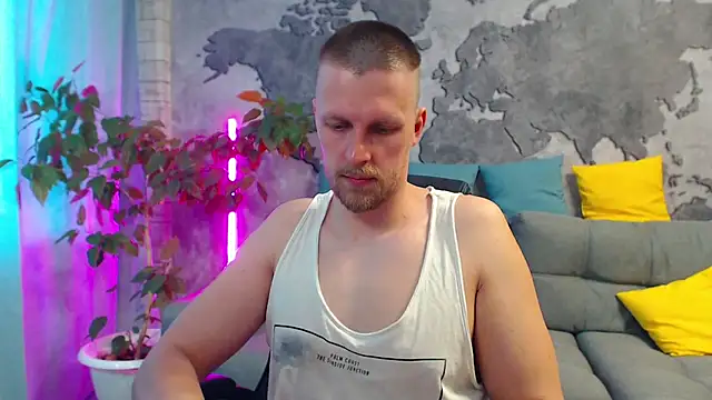 Snapshot of VikingChrisss chatting on May 8, 2026, 9:36 am VikingChrisss online show from May 8, 2026, 9:36 am