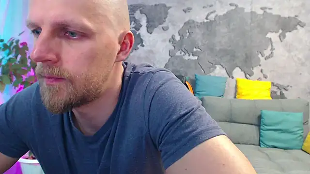 Snapshot of VikingChrisss chatting on June 15, 2026, 10:06 am VikingChrisss online show from June 15, 2026, 10:06 am