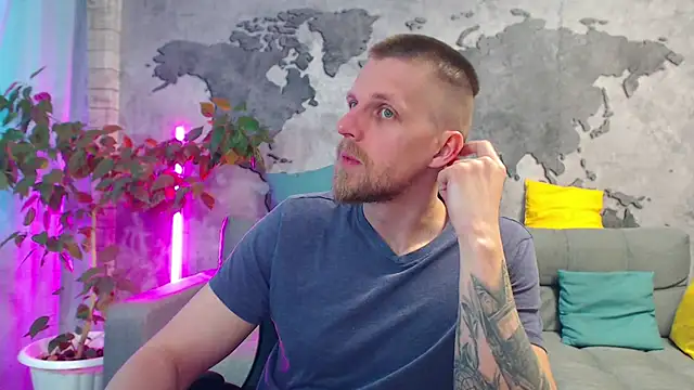 VikingChrisss online show from June 20, 2026, 10:18 am