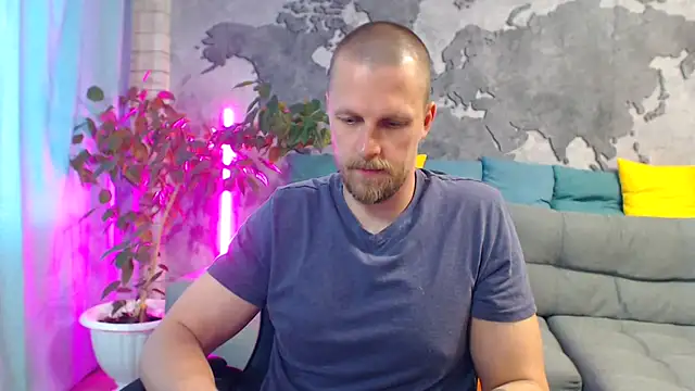 VikingChrisss online show from July 25, 2026, 11:08 am