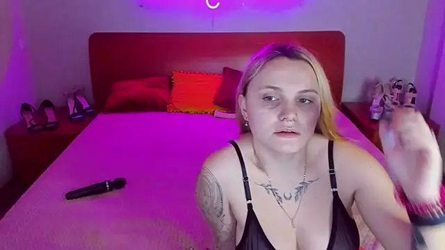 MagicEyess online show from February 1, 2025, 10:37 am