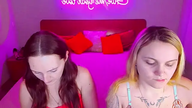 MagicEyess online show from February 7, 2025, 7:29 am