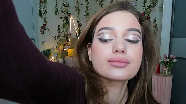 MiracleCurly online show from February 3, 2026, 4:01 pm