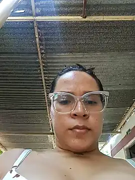 Snapshot of Cristel_Shop chatting on January 15, 2025, 7:34 pm Cristel Shop online show from January 15, 2025, 7:34 pm