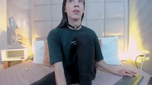 Hecatee 77 online show from September 21, 2025, 7:48 pm