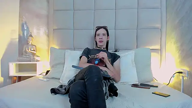 Hecatee 77 online show from October 27, 2025, 7:29 pm