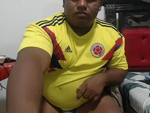 PONSE LATINO online show from July 4, 2026, 2:51 am